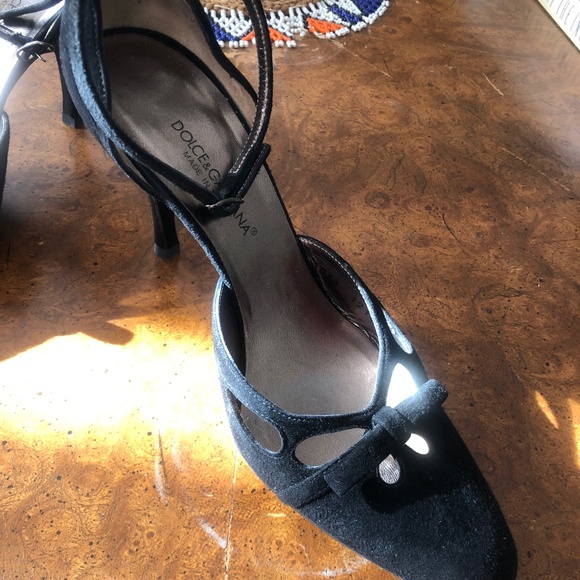 Dolce & Gabbana Pumps - Picture 1 of 5